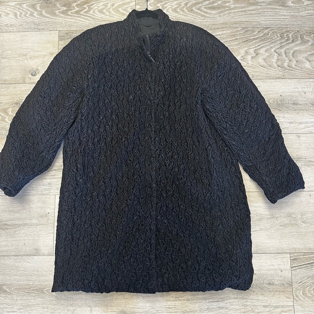 Myra PAC One black textured coat